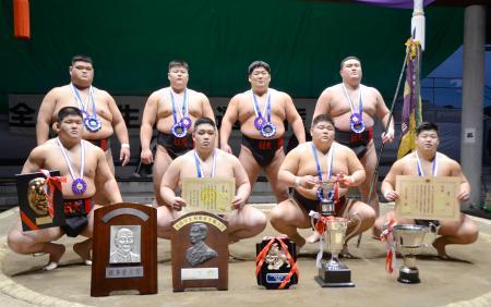 日大Ｖ２、３０度目優勝全国学生相撲選手権