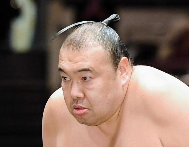 大相撲、最年長５０歳・華吹が２１歳に敗れ黒星発進…唯一、昭和土俵知る