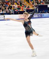 　女子ＳＰで首位に立ったロシアのアリョーナ・コストルナヤ＝モスクワ（共同）