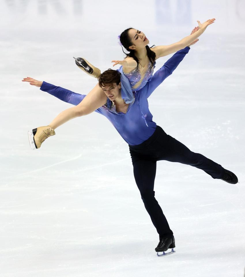 　アイスダンスフリー　演技をする小松原美里、ティム・コレト組（代表撮影）