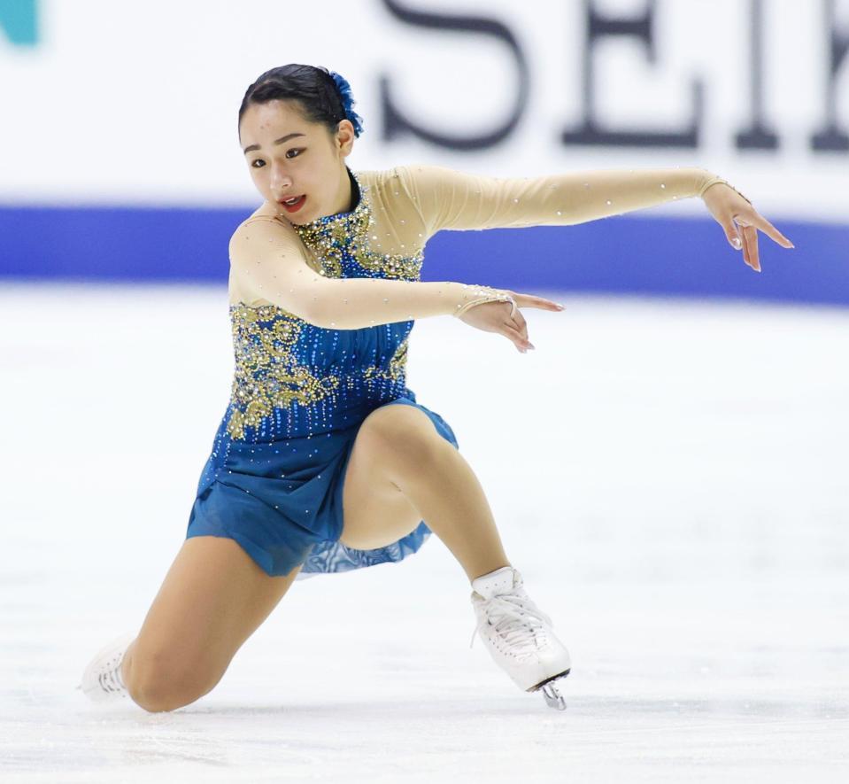 　女子フリーで演技をする山下真瑚（代表撮影）