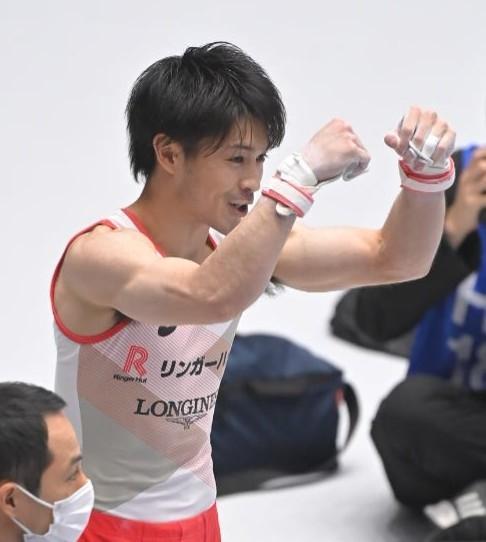 内村航平が鉄棒専念３戦目で超絶演技「過去最高、世界でも」の異次元得点も「６５点」