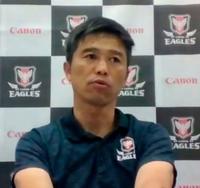 オンラインで取材に応じるラグビー、キヤノンの沢木新監督＝１５日