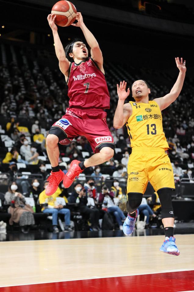 バスケ天皇杯 川崎が７年ぶりｖ 篠山 やっと届いた ｂリーグ発足後初タイトル スポーツ デイリースポーツ Online