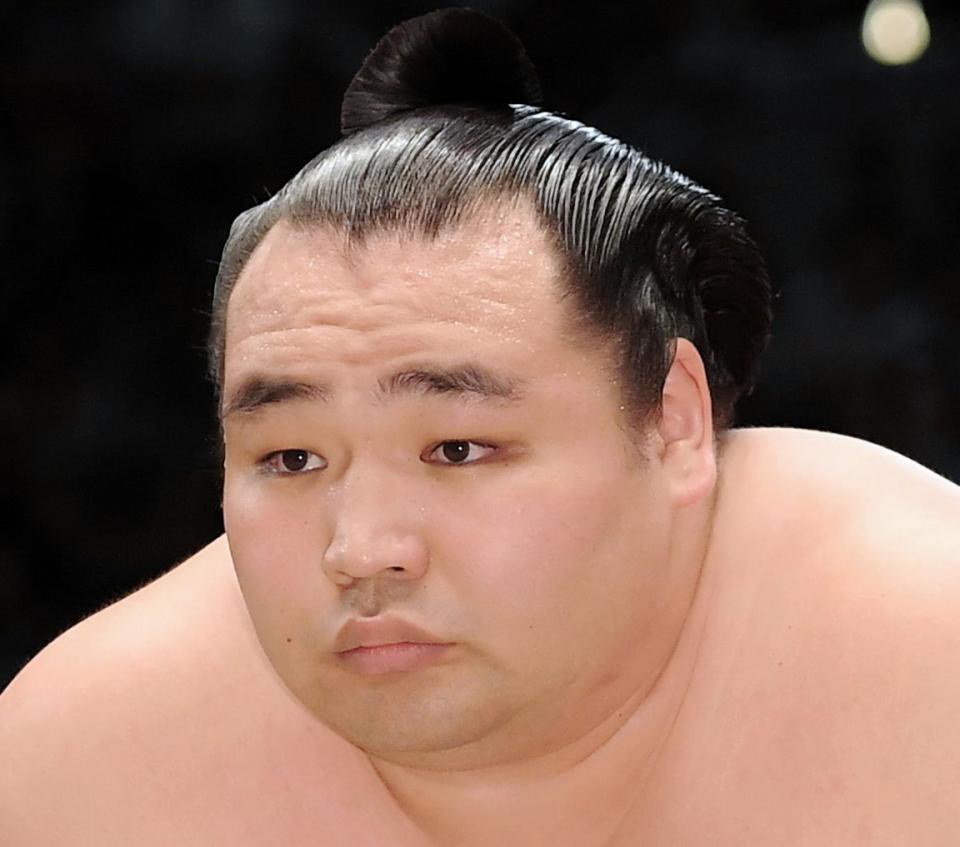 大相撲　第71代横綱　鶴竜関手形　落款入り 大相撲 第71代横綱 鶴竜関手形 落款入り