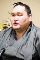 　優勝一夜明けのリモート会見を行う照ノ富士（日本相撲協会提供）