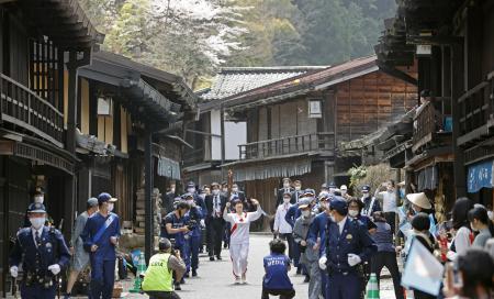 聖火リレー 中山道の宿場町巡る スポーツ デイリースポーツ Online