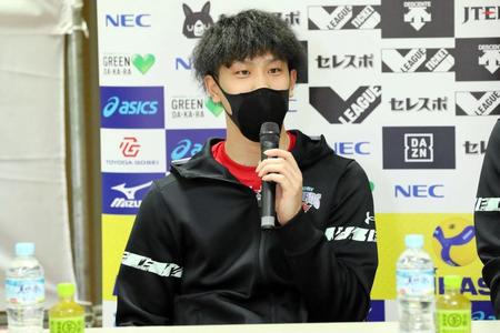 Ｖリーグ男子ファイナルの前日会見に出席したサントリーの大宅真樹＝Ｖリーグ提供