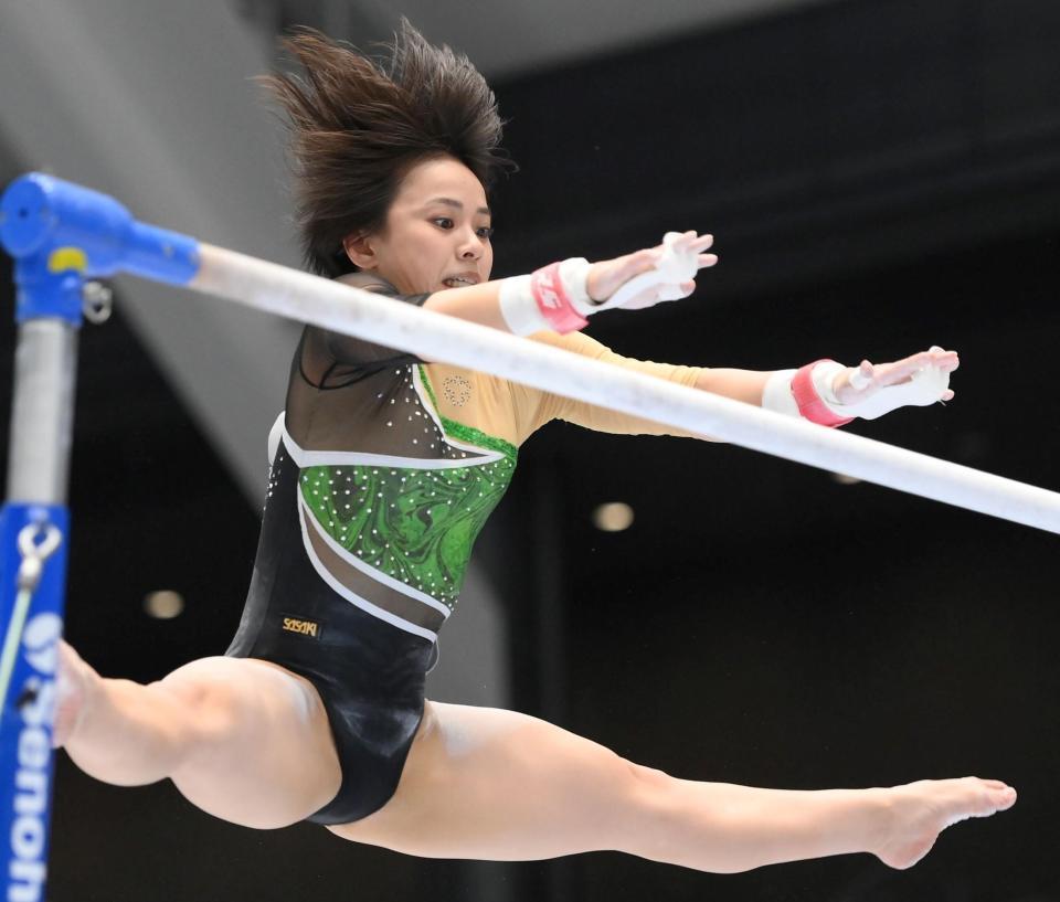 村上茉愛が貫録首位発進 優勝して代表に 体操の五輪選考会本格スタート スポーツ デイリースポーツ Online