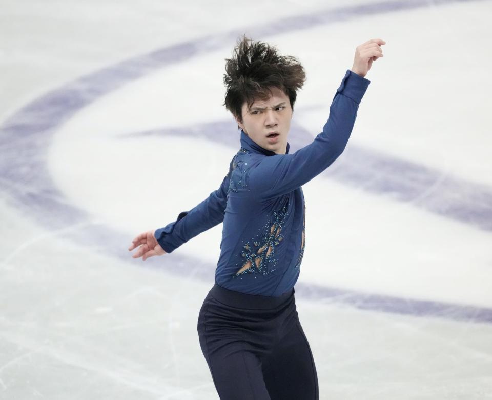 演技する宇野昌磨＝丸善インテックアリーナ大阪（代表撮影）
