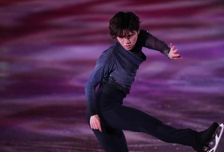 　演技をする宇野昌磨＝大阪市丸善インテックアリーナ大阪（代表撮影）