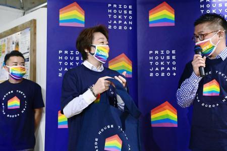 「性的少数者の理解協力は責務」橋本会長、五輪拠点を訪問