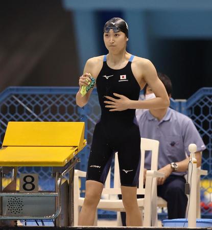 女子２００メートル自由形予選に臨む池江璃花子（代表撮影）
