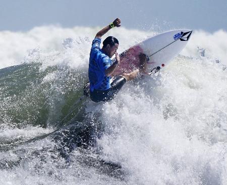 村上、最終予選でＶ誓うサーフィン五輪代表へ