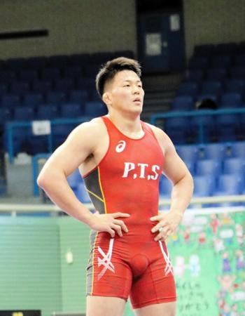 全日本選抜選手権で優勝し、初の世界代表を決めた鶴田峻大（日本レスリング協会提供）