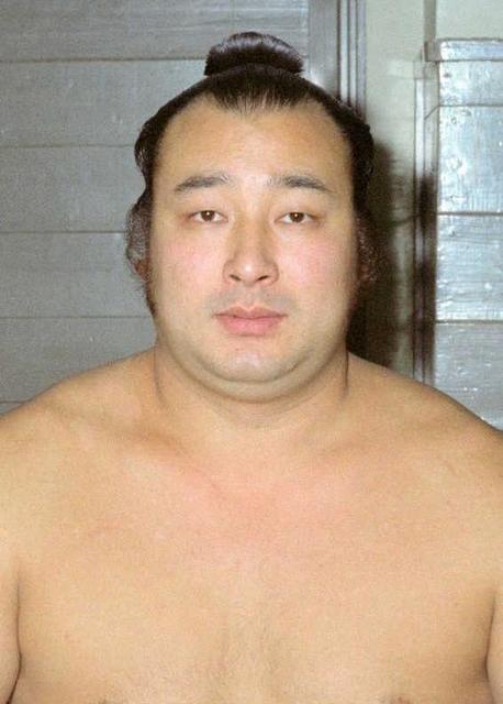 【直筆サイン】玉ノ富士　故人 Amazon.co.jp: 横綱 照ノ富士 直筆サイン手形色紙 JLF0QV9J