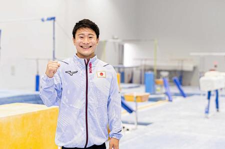 　母校・清風高で取材に応じた北園丈琉