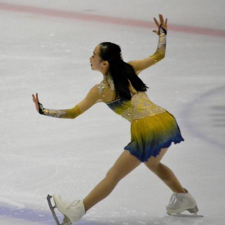 華麗に舞う松生理乃＝滋賀県立アイスアリーナ