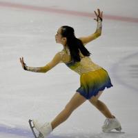 華麗に舞う松生理乃＝滋賀県立アイスアリーナ