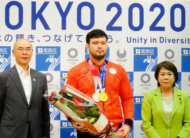 ウルフ・アロン　パリ五輪も１００キロ級で「３年間しかない」地元・葛飾区を表敬訪問