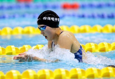競泳、五輪代表の谷川が２連覇全国高校総体第２７日