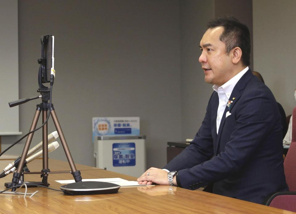　文科省、日本スポーツ協会などとオンラインで協議する三重県の鈴木英敬知事