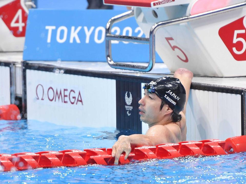 　競泳男子２００メートル自由形（運動機能障害Ｓ４）で銀メダルを獲得した鈴木孝幸（撮影・伊藤笙子）