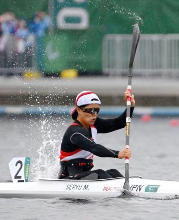 　女子カヤックシングル２００メートル（運動機能障害ＫＬ１）予選２組で４着だった瀬立モニカ＝海の森水上競技場