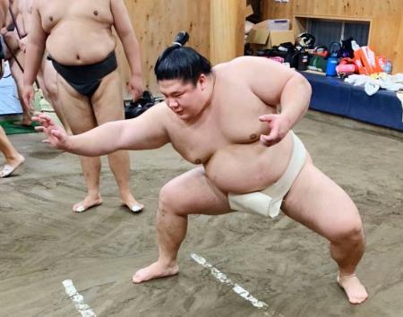 業師の宇良「過去に追いついた」再入幕２場所目へ自信