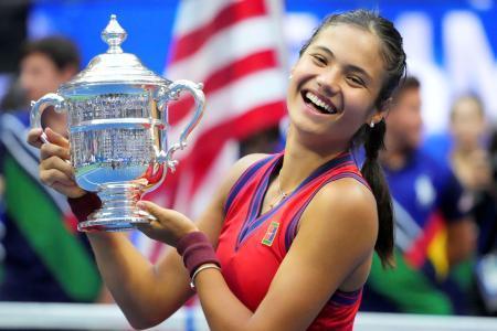 ラドゥカヌが新女王、全米テニス１８歳、予選突破者で史上初