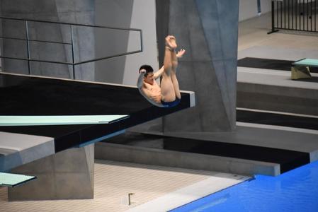 　決勝で演技する玉井陸斗