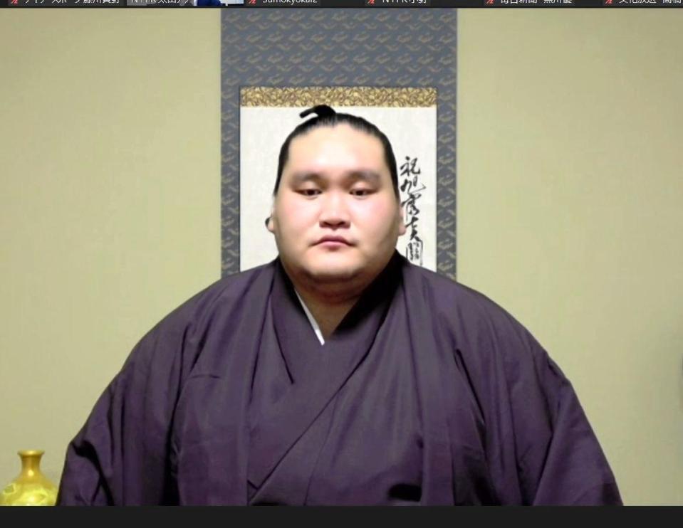 秋場所優勝から一夜明け、オンライン会見を行った照ノ富士