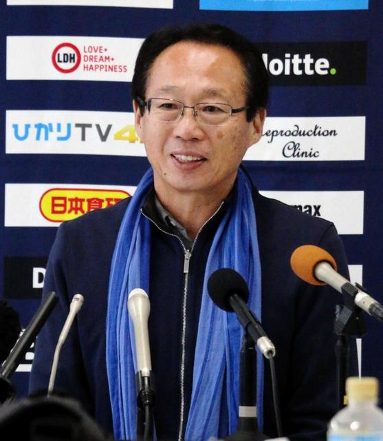 岡田武史氏がＢリーグ新理事就任「倒れないように頑張ります」サッカー元日本代表監督