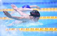 　１００メートルバタフライ予選で力泳する日大・池江璃花子（撮影・開出牧）