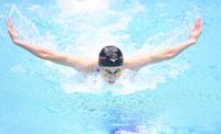　女子１００メートルバタフライ決勝で力泳する日大・池江璃花子（撮影・開出牧）