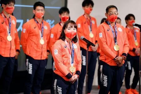 卓球の伊藤美誠「感謝は忘れず」東京五輪メダリスト表彰式