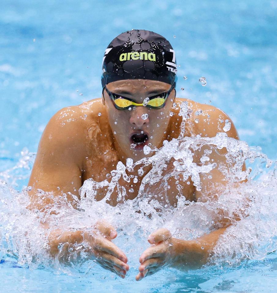 男子４００メートル個人メドレーで優勝した瀬戸大也の平泳ぎ