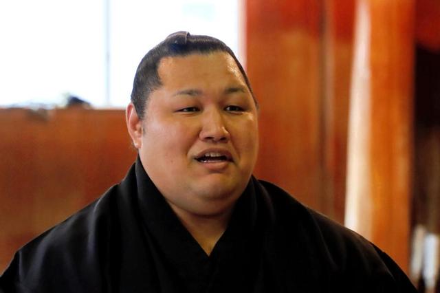 松鳳山　３７歳８カ月で幕内復帰「若手より若い相撲取る」