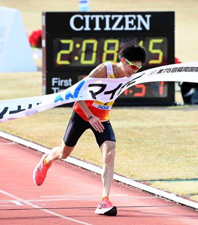 　日本人最上位の２時間８分１６秒で２位となった細谷恭平
