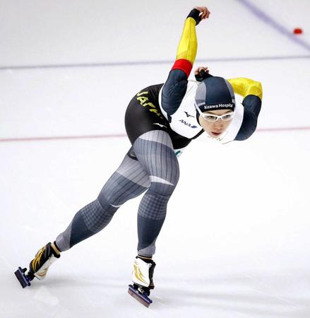 　女子１０００メートルで優勝した小平奈緒（カナディアンプレス提供・ＡＰ＝共同）