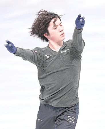 全日本選手権に向けて調整する宇野昌磨＝さいたまスーパーアリーナ（撮影・堀内翔）