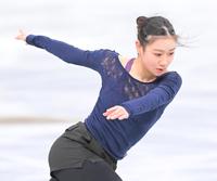 全日本選手権に向けて調整する河辺愛菜＝さいたまスーパーアリーナ（撮影・堀内翔）