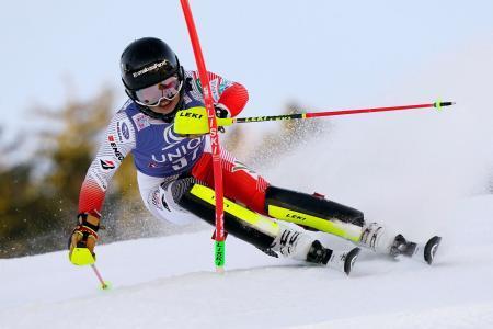 　Ｗ杯女子回転第４戦で２７位に入った向川桜子＝リエンツ（ＡＰ＝共同）