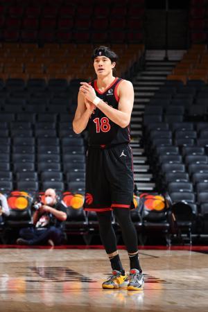 渡辺雄太は途中出場、無得点米プロバスケＮＢＡ