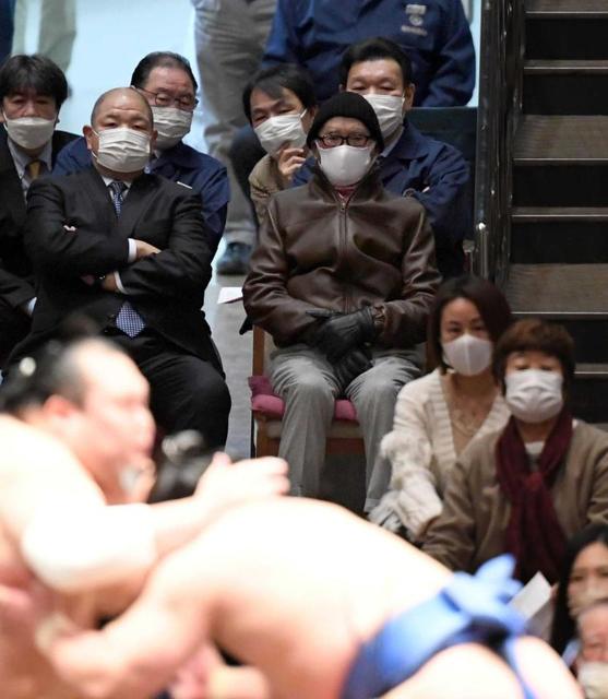 【写真】ミスターが初場所観戦　理事長「喜んでいましたよ」
