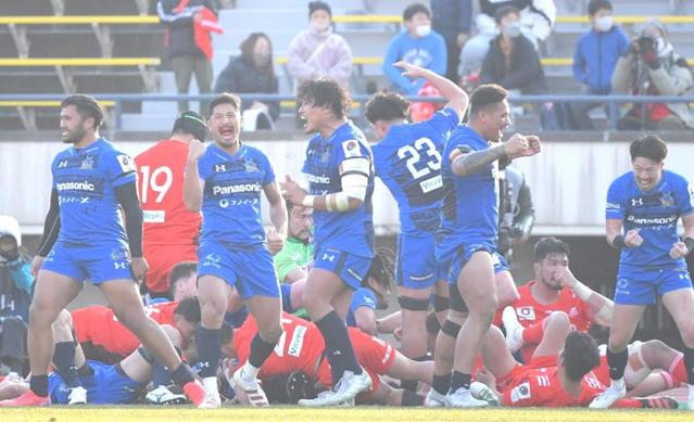 ラグビー埼玉が逆転勝利　結婚の稲垣に祝福の声　笑顔も？に「期待していてください」