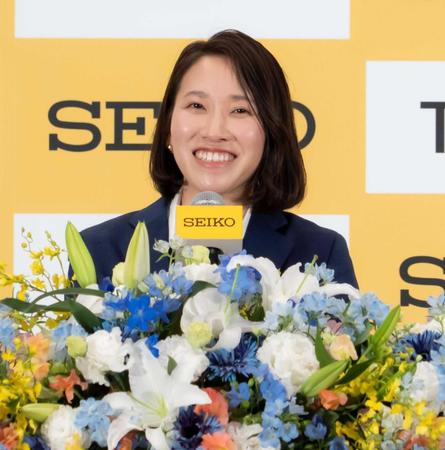 オンライン会見し、現役引退を表明した福島千里