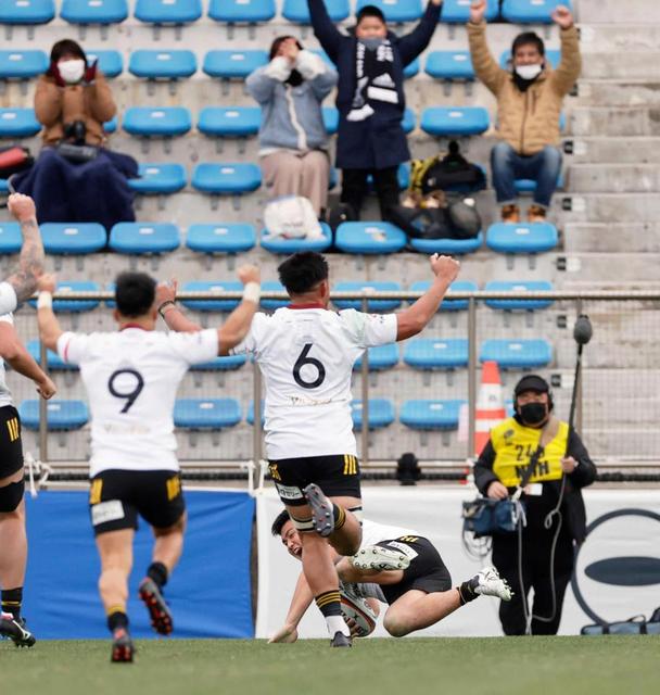 東京ＳＧ　辛勝で４勝目　４点差逆転、全勝守った　ヘイグ監督「厳しい戦い」