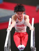 　内村航平　平行棒