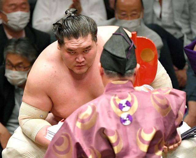 照ノ富士 横綱の務め混戦制し雪辱Ｖ７「先場所の悔しい思いがあった」